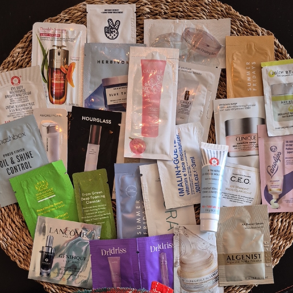 25 Sephora Skincare Samples And Deluxe First Aid Beauty Sample